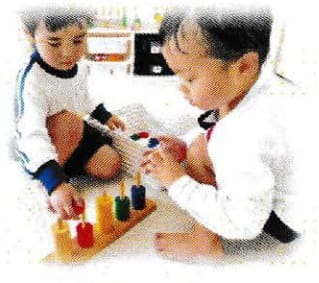 子供達が遊んでいる